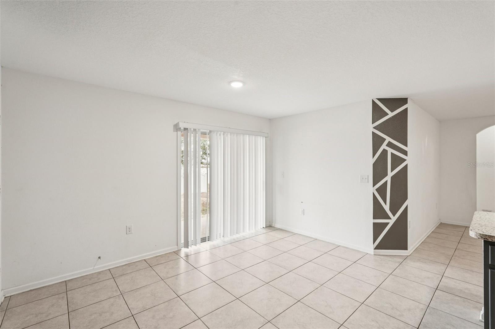 Image 16 of 52 For 1551 Blue Bayou Circle