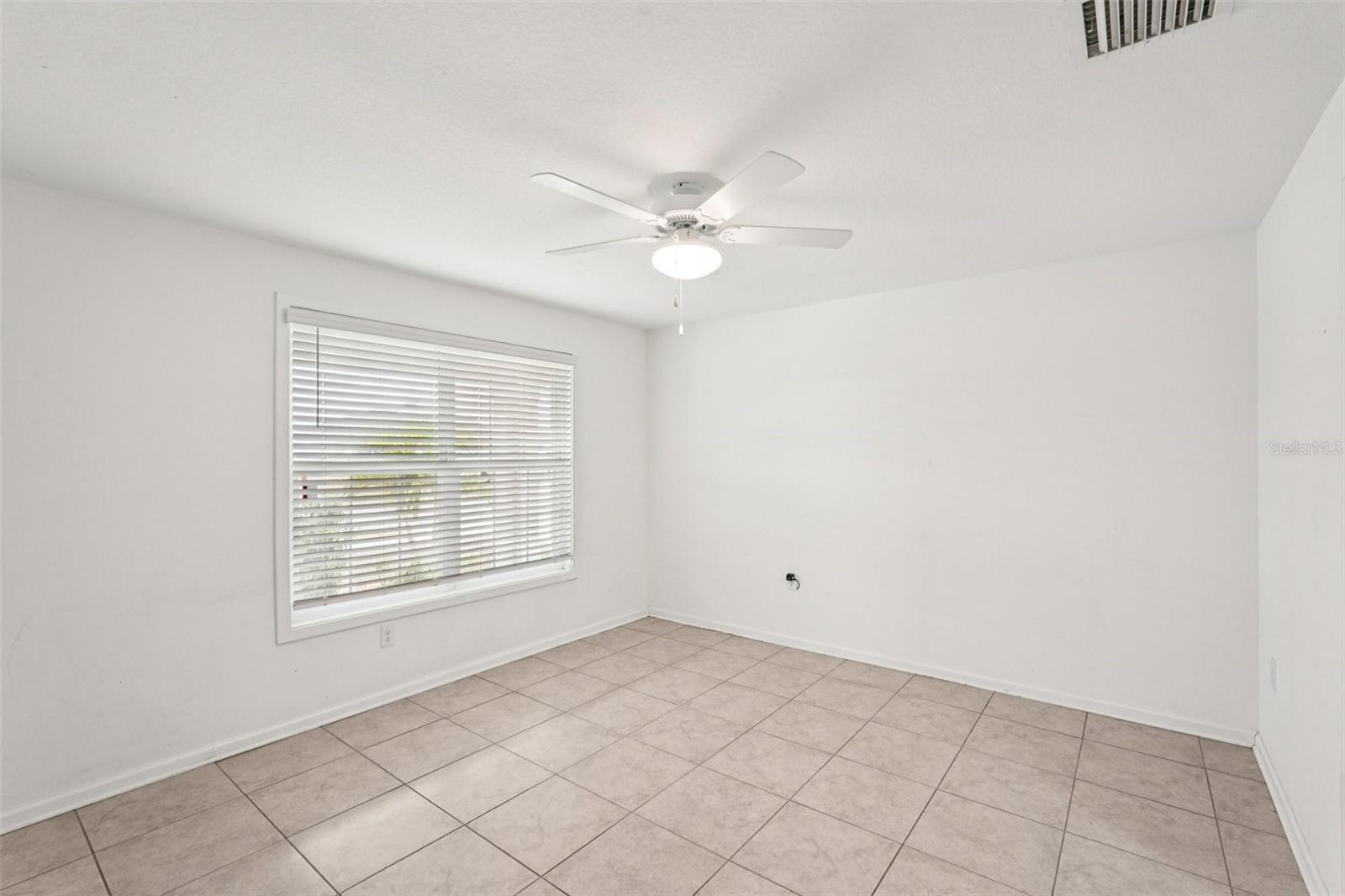 Image 24 of 52 For 1551 Blue Bayou Circle