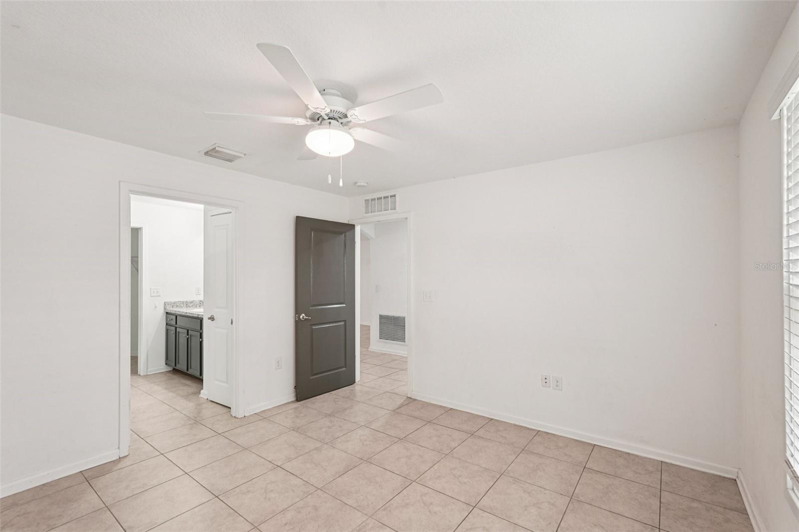 Image 26 of 52 For 1551 Blue Bayou Circle