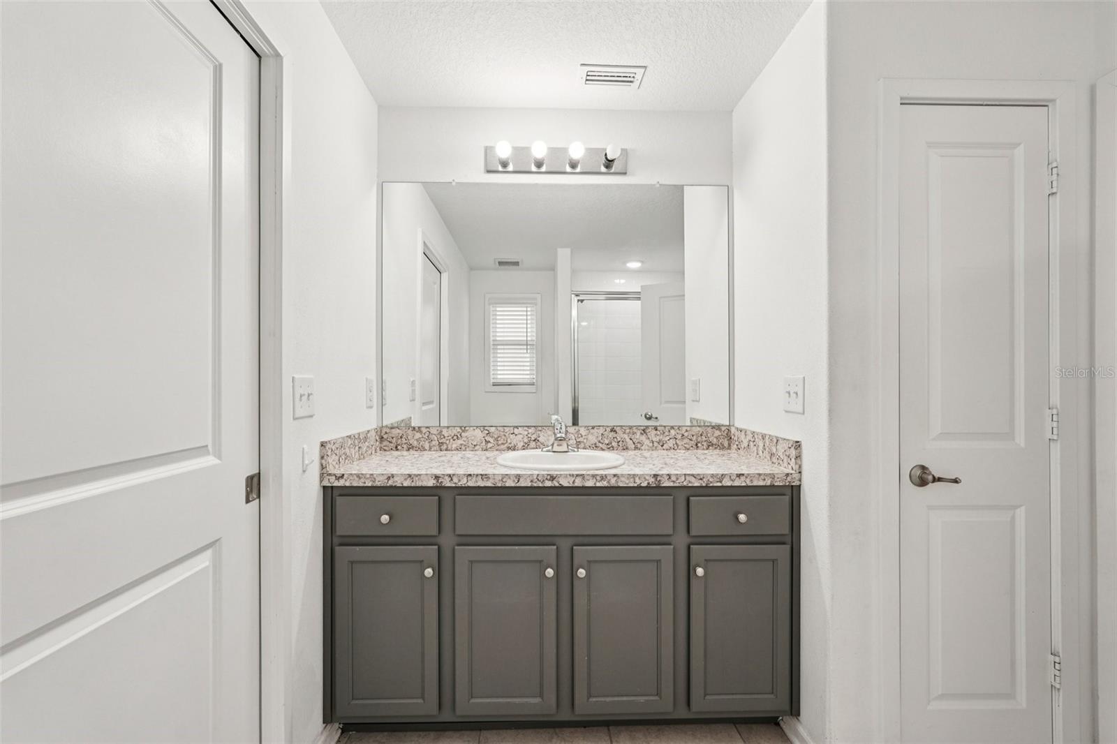 Image 30 of 52 For 1551 Blue Bayou Circle