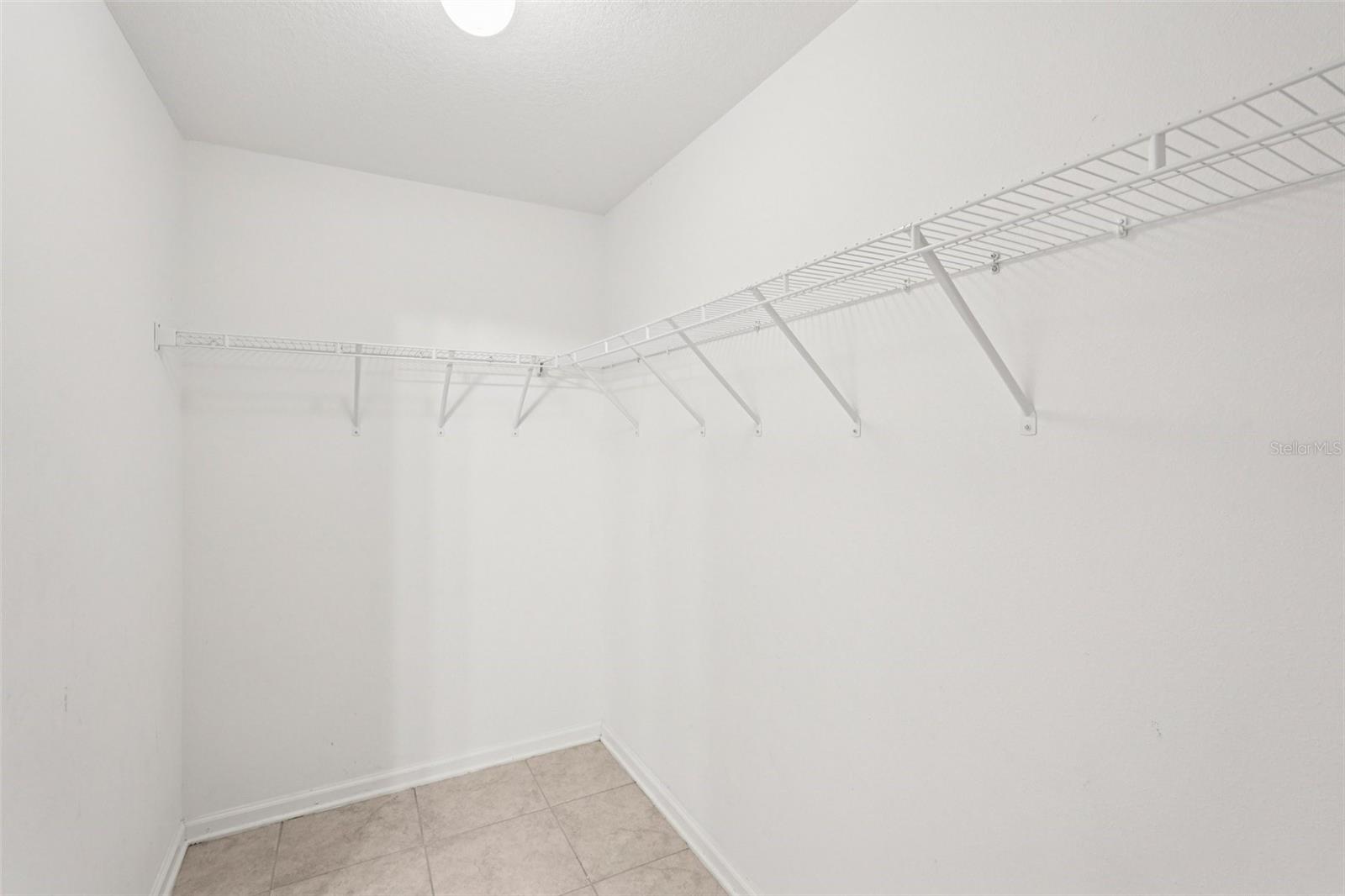 Image 32 of 52 For 1551 Blue Bayou Circle