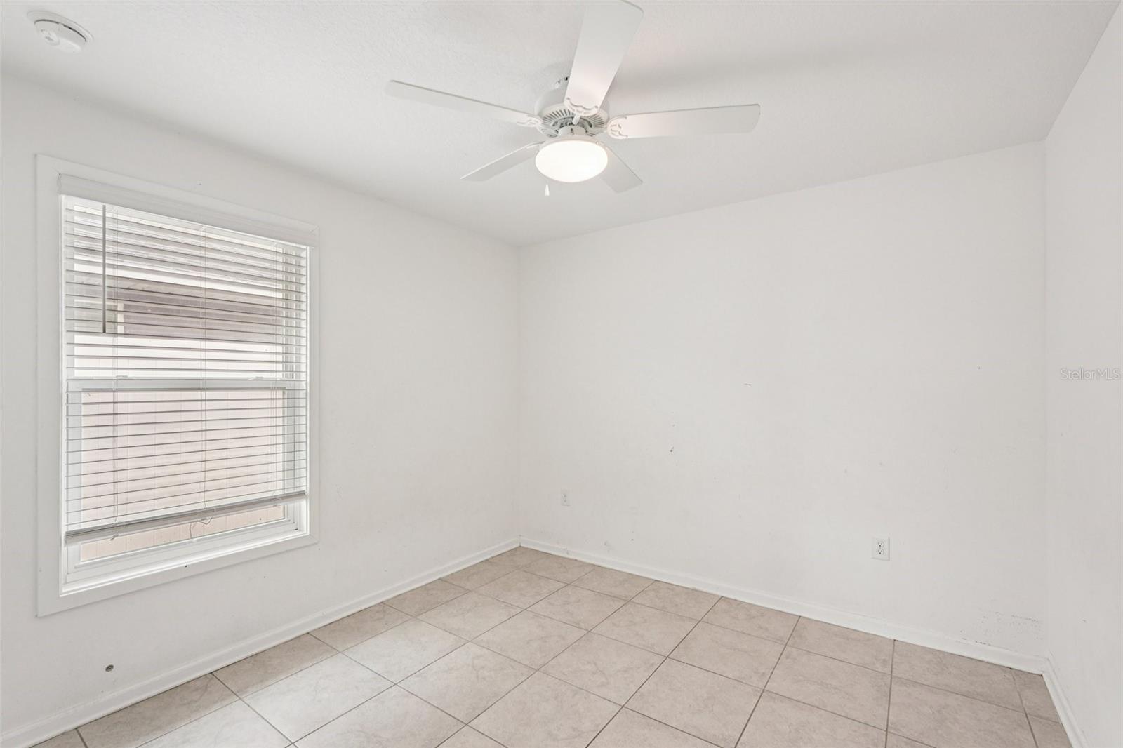 Image 35 of 52 For 1551 Blue Bayou Circle