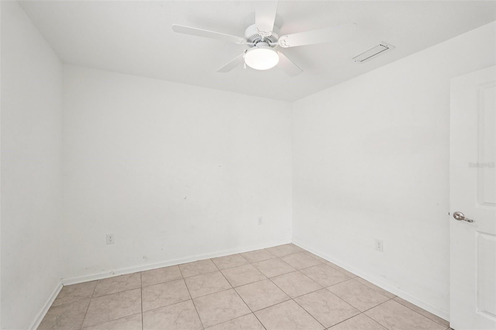 Image 37 of 52 For 1551 Blue Bayou Circle