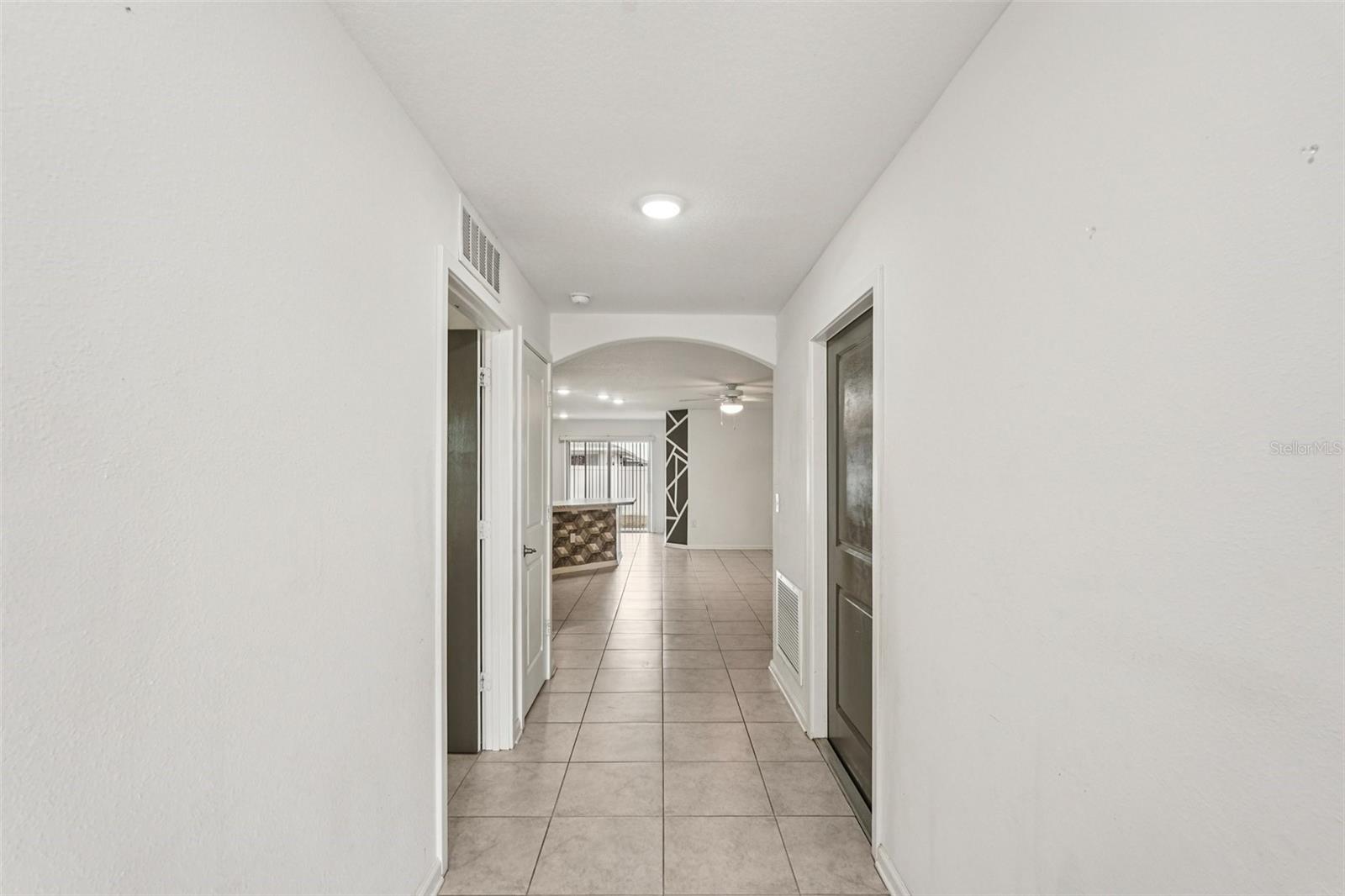 Image 7 of 52 For 1551 Blue Bayou Circle