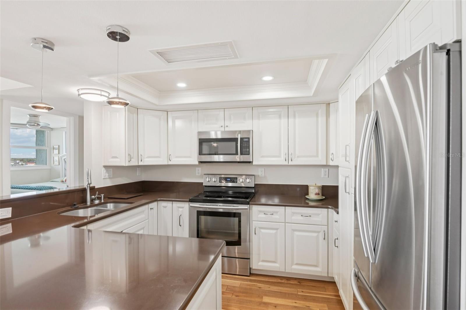 Image 12 of 33 For 500 Treasure Island Causeway 711