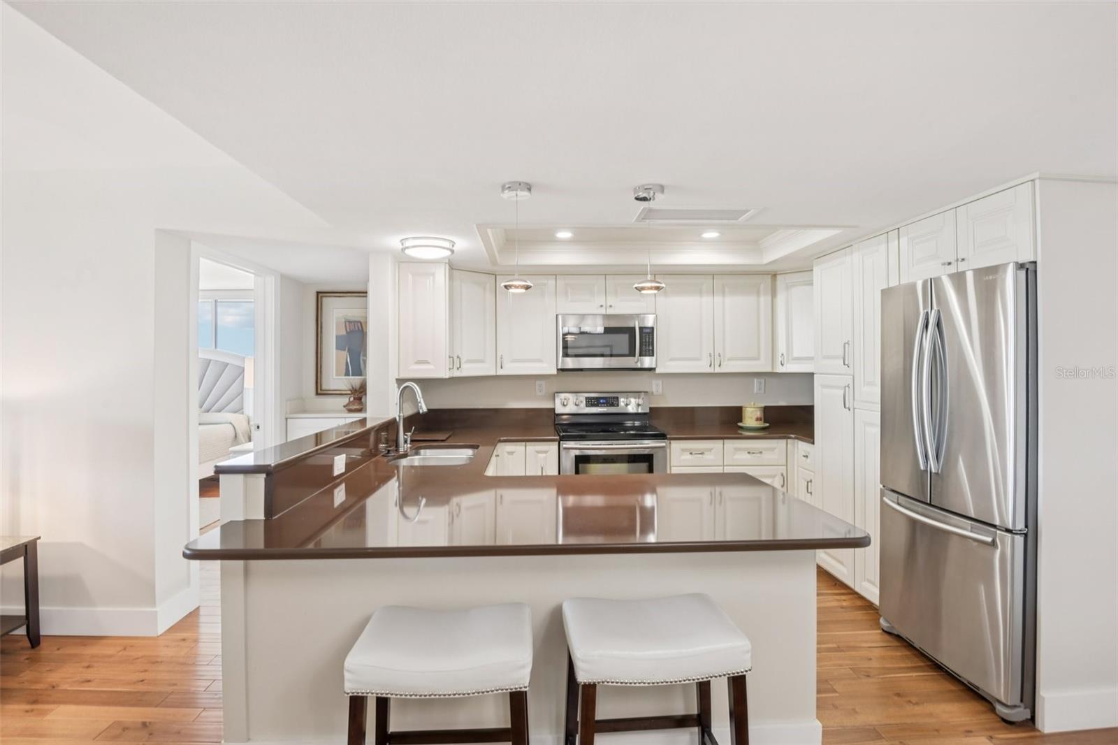 Image 4 of 33 For 500 Treasure Island Causeway 711