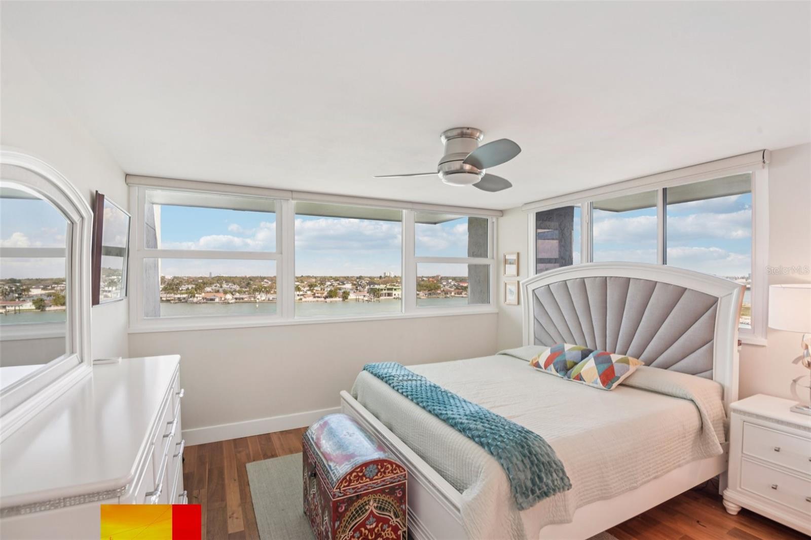 Image 5 of 33 For 500 Treasure Island Causeway 711