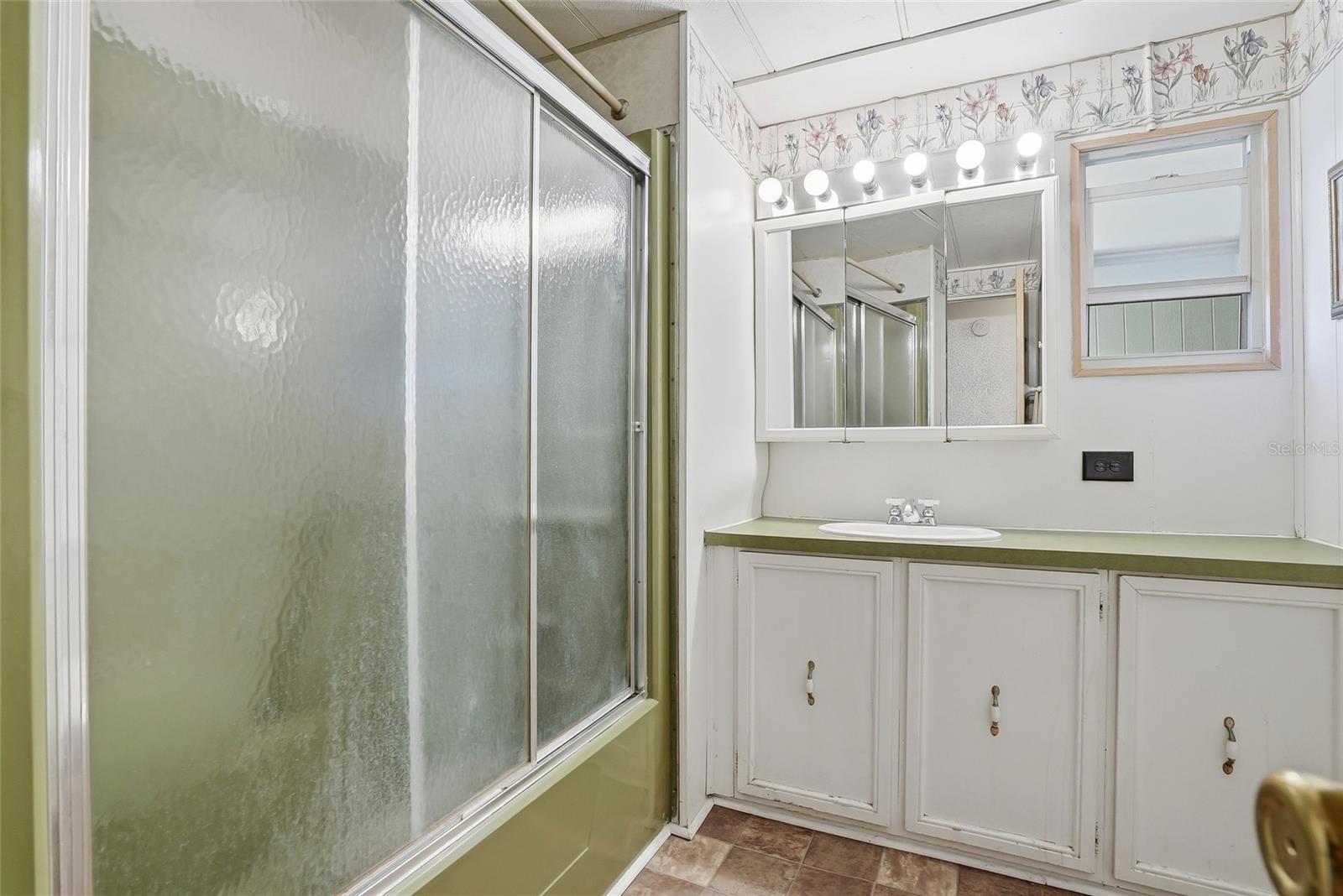 Image 24 of 43 For 9790 66th Street N 468