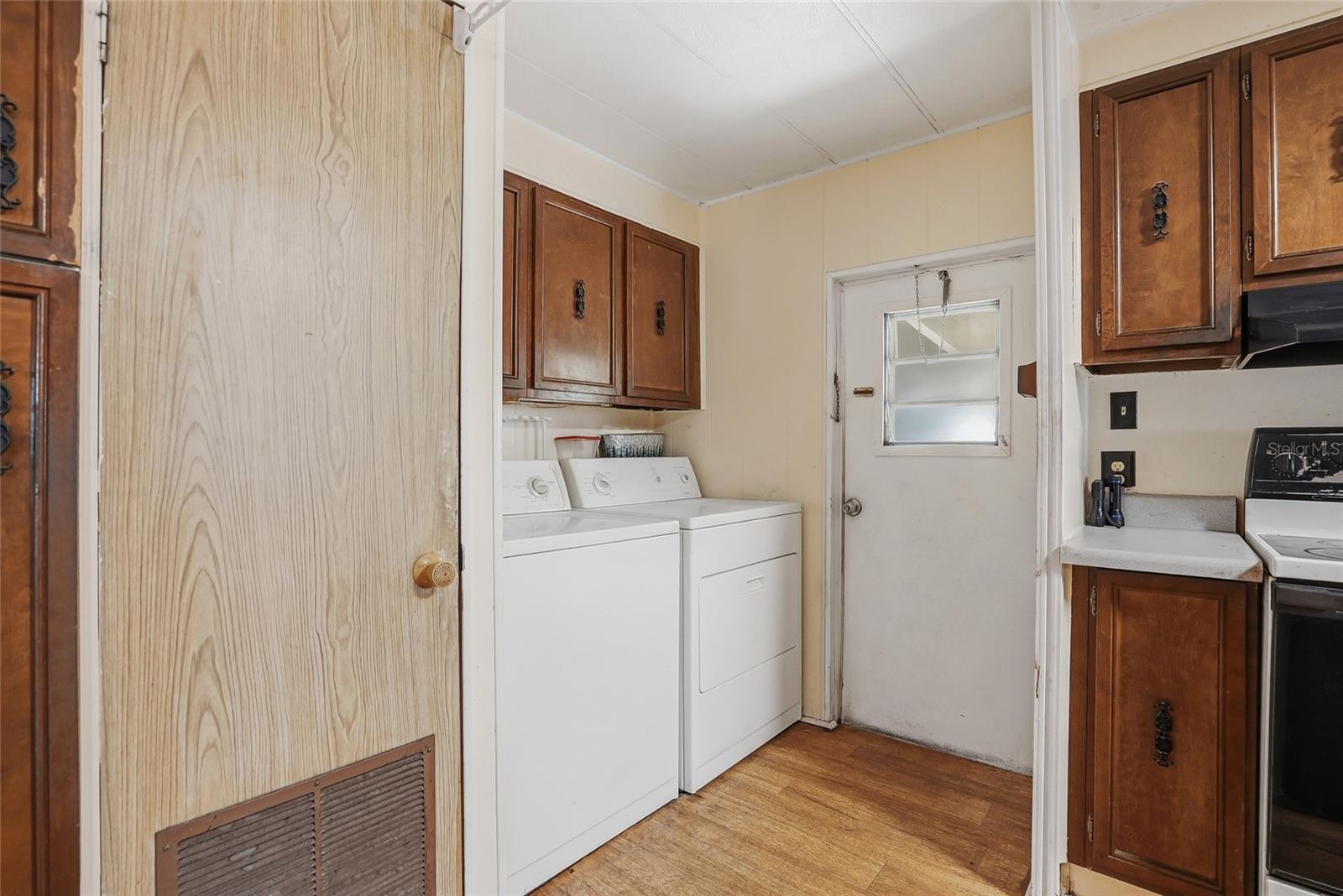 Image 25 of 43 For 9790 66th Street N 468