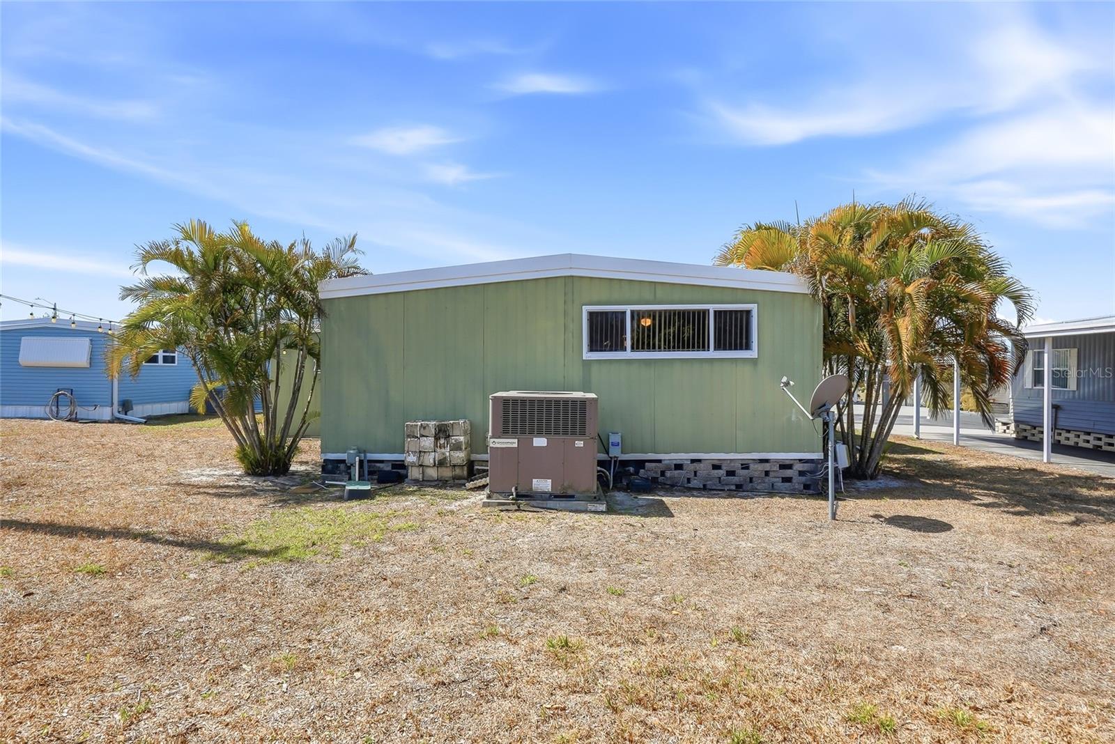 Image 32 of 43 For 9790 66th Street N 468