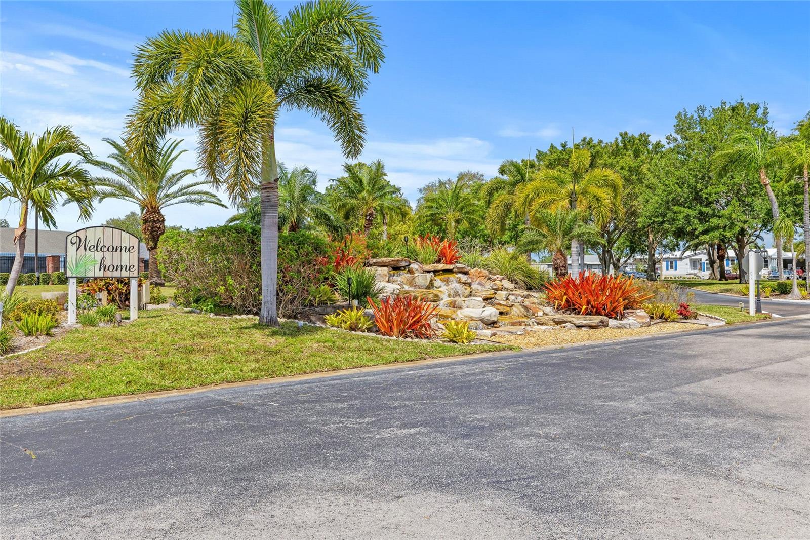 Image 37 of 43 For 9790 66th Street N 468