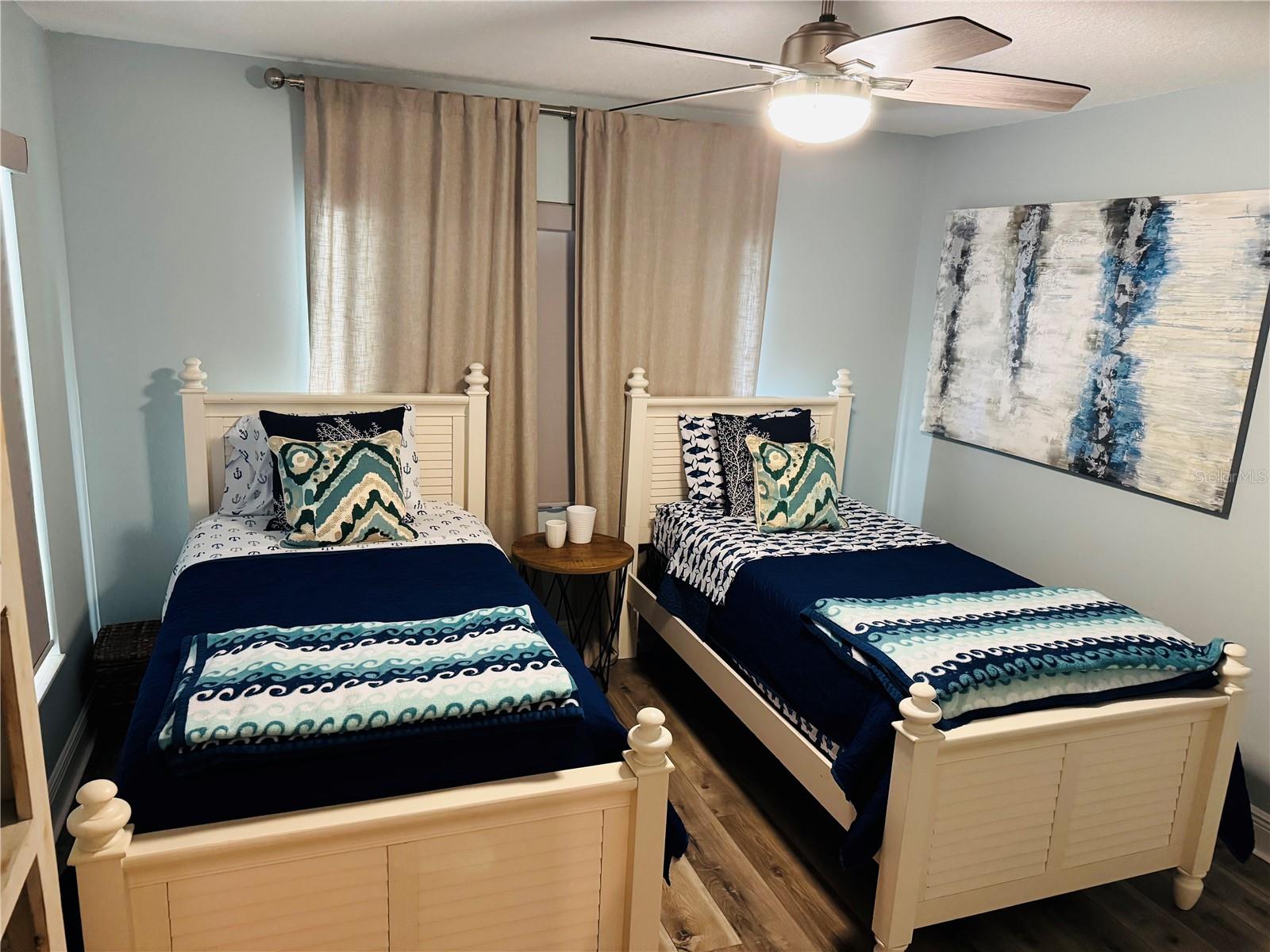 Image 14 of 32 For 113 1st Street E 103