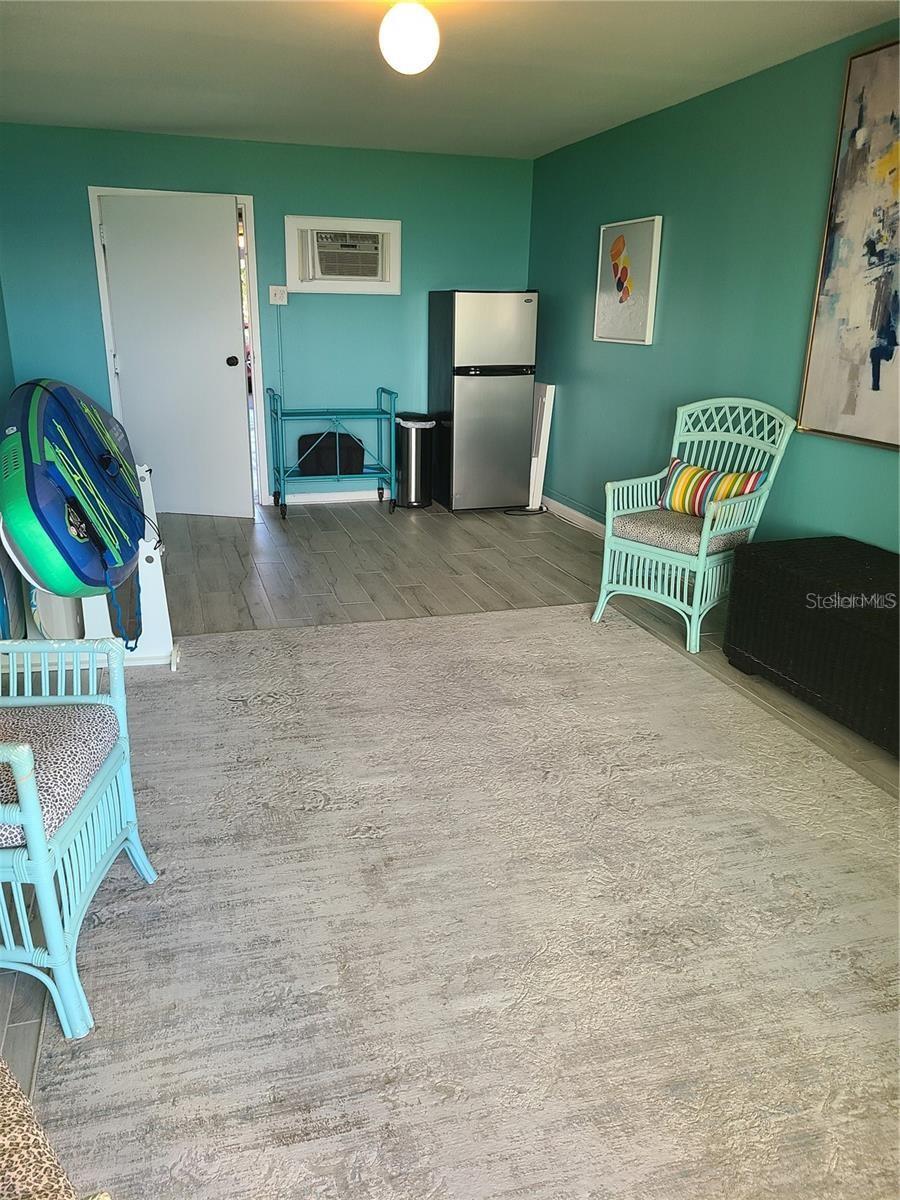 Image 17 of 32 For 113 1st Street E 103