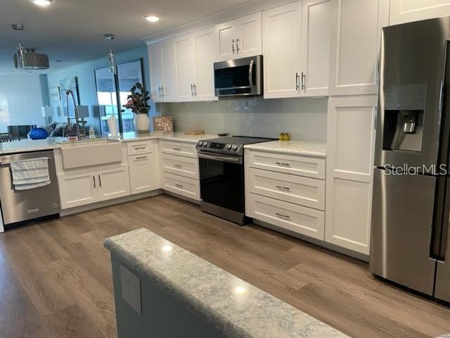 Image 9 of 32 For 113 1st Street E 103