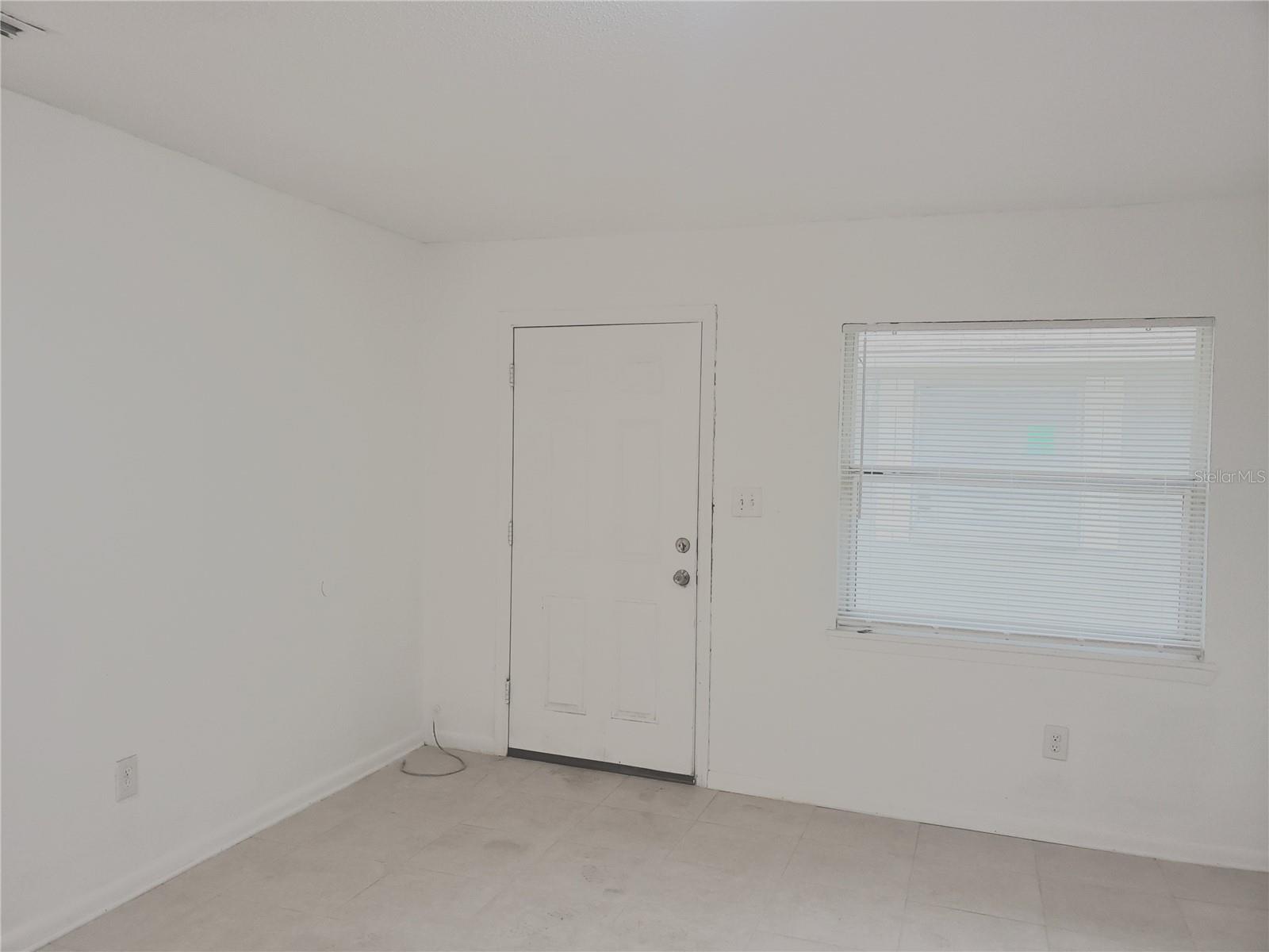 Image 11 of 11 For 8215 Klondyke Street