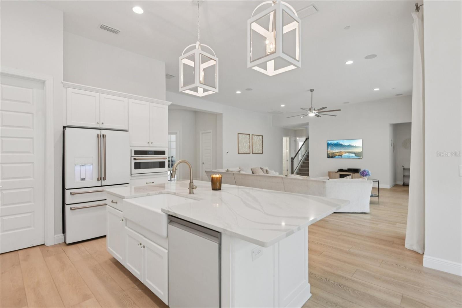 Image 10 of 37 For 2304 Clement Road