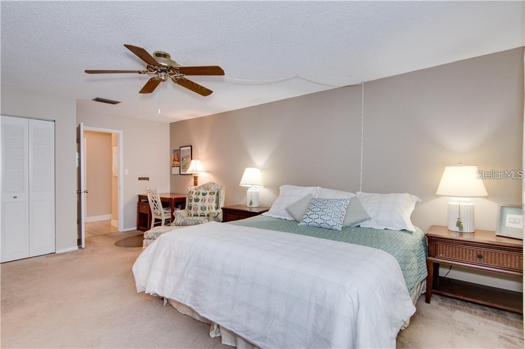 Image 11 of 23 For 1706 Belleair Forest Drive 140