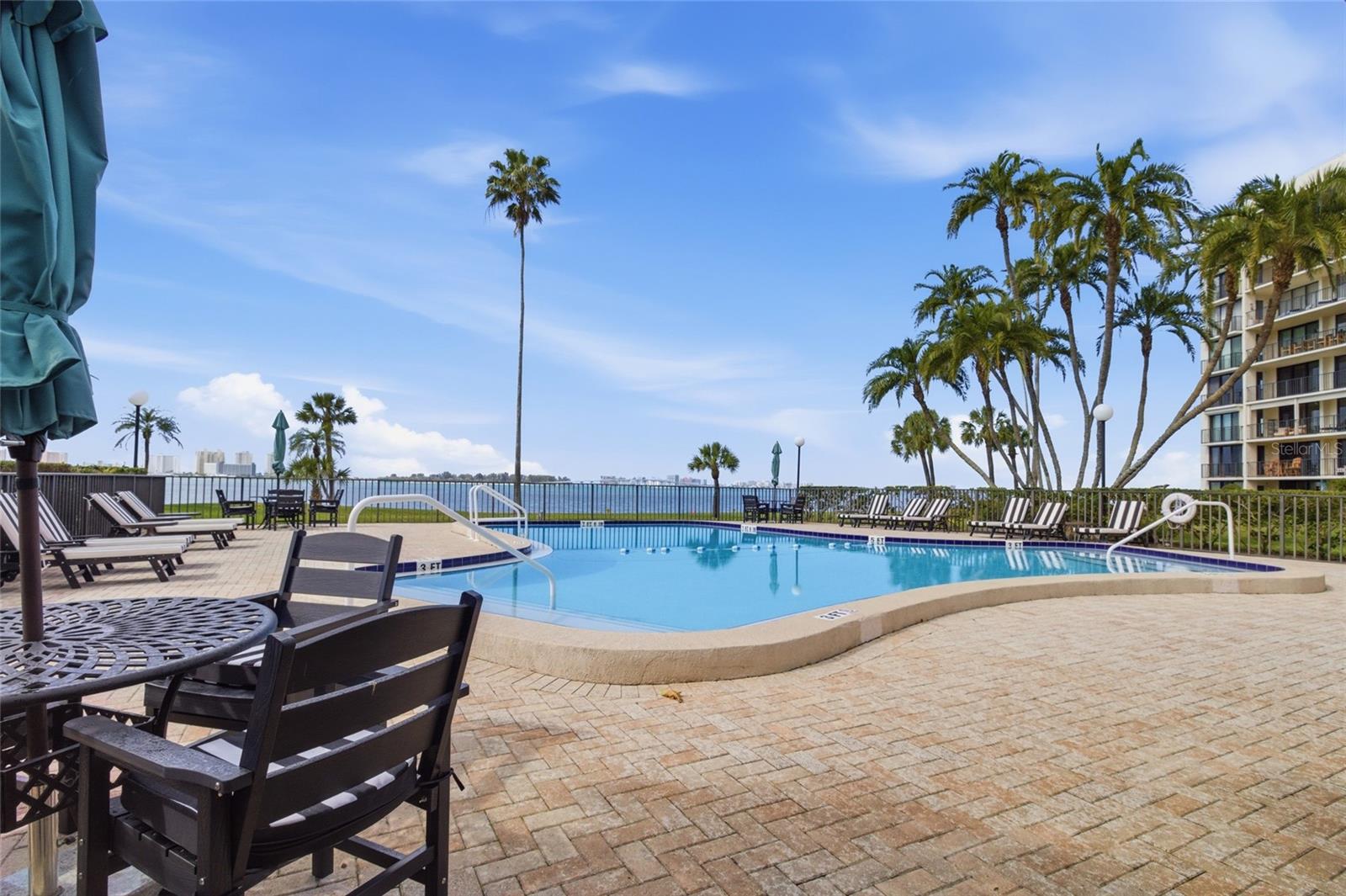 Image 12 of 38 For 100 Oakmont Lane 102