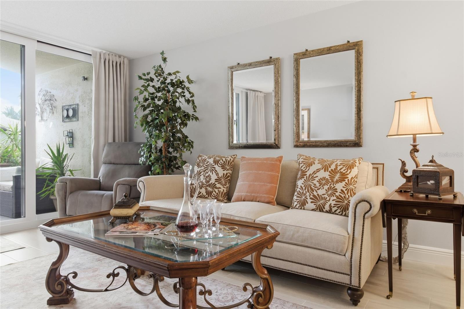 Image 20 of 38 For 100 Oakmont Lane 102