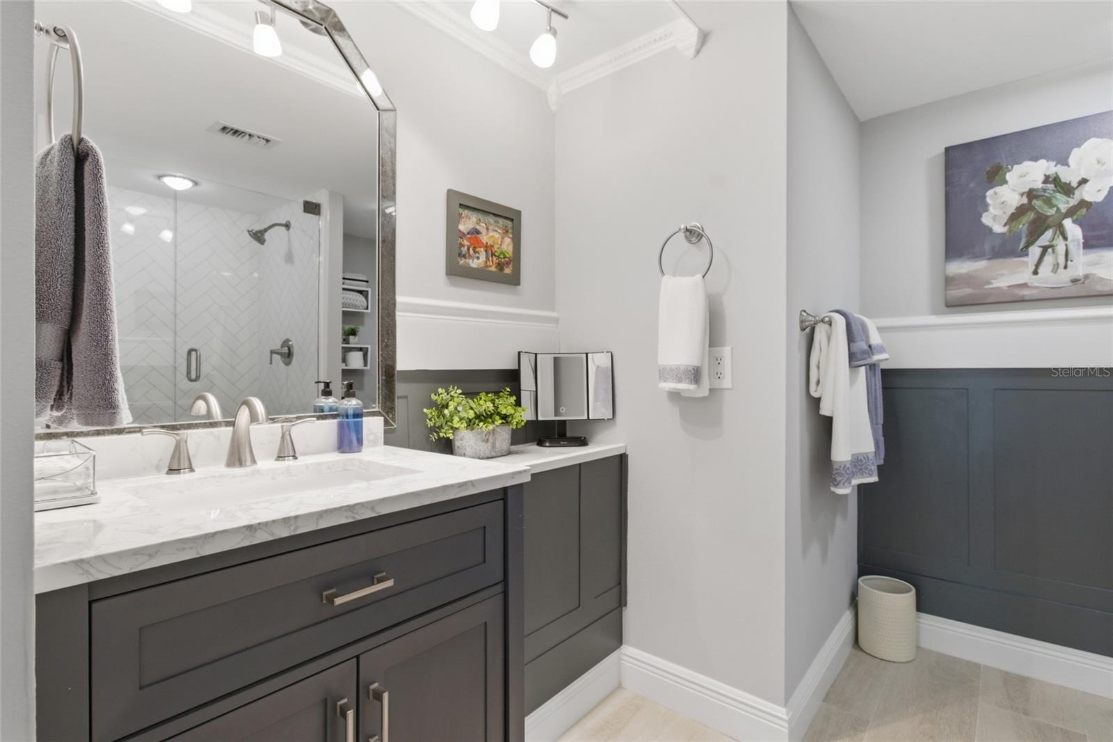 Image 22 of 38 For 100 Oakmont Lane 102