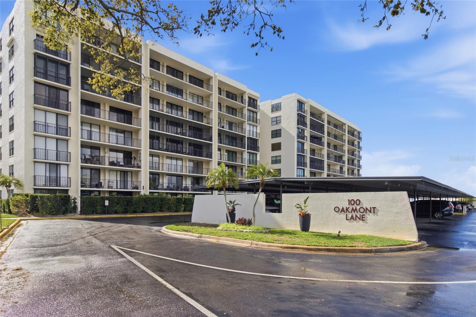 Image 34 of 38 For 100 Oakmont Lane 102