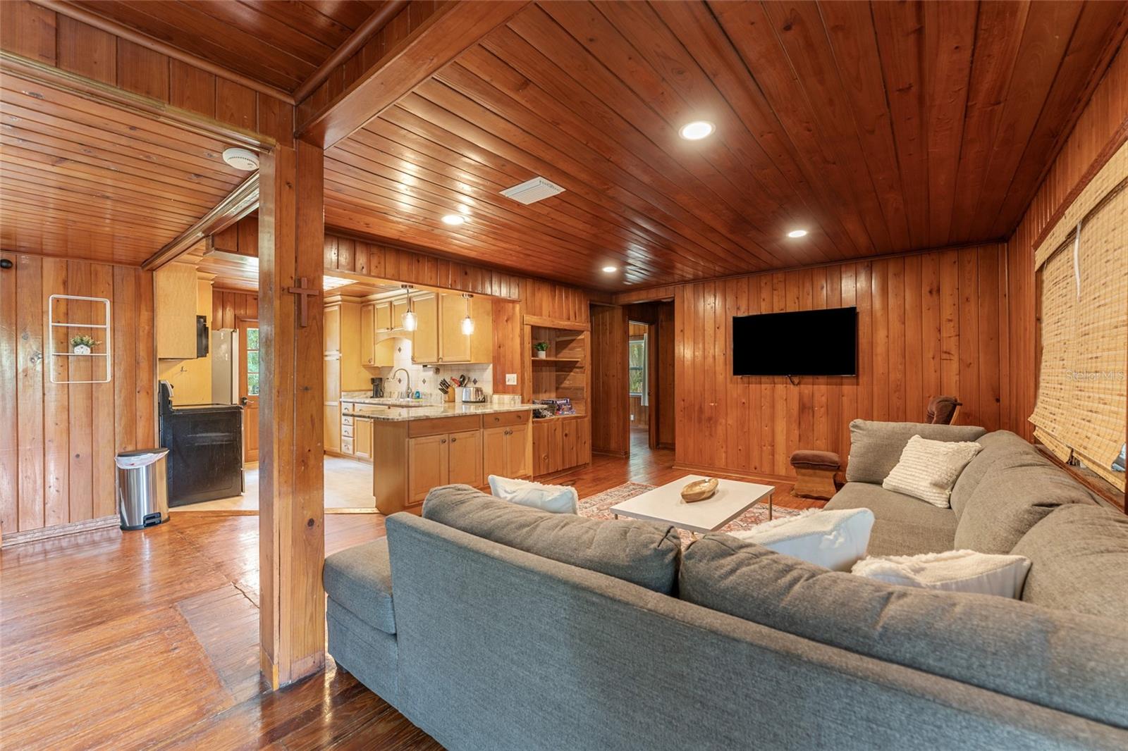 Image 7 of 32 For 8456 Miss Maggie Drive