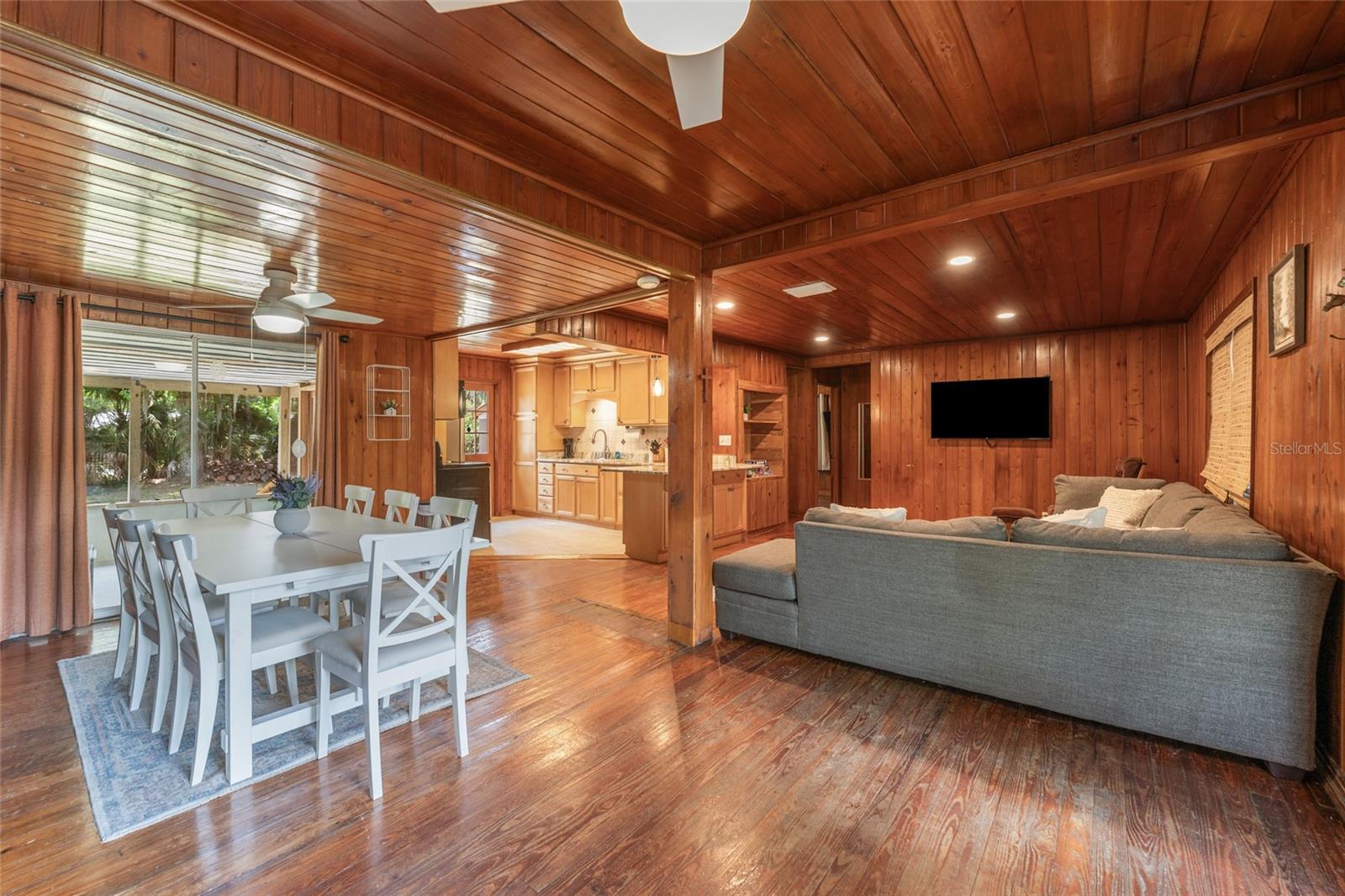 Image 9 of 32 For 8456 Miss Maggie Drive