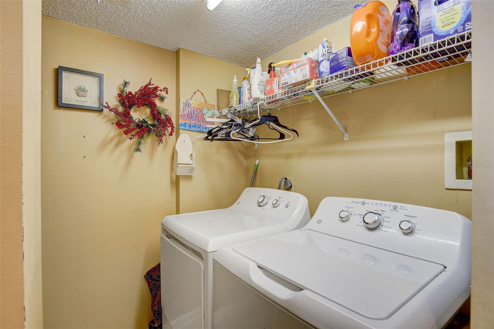 Image 18 of 46 For 1651 Sand Key Estates Court 52