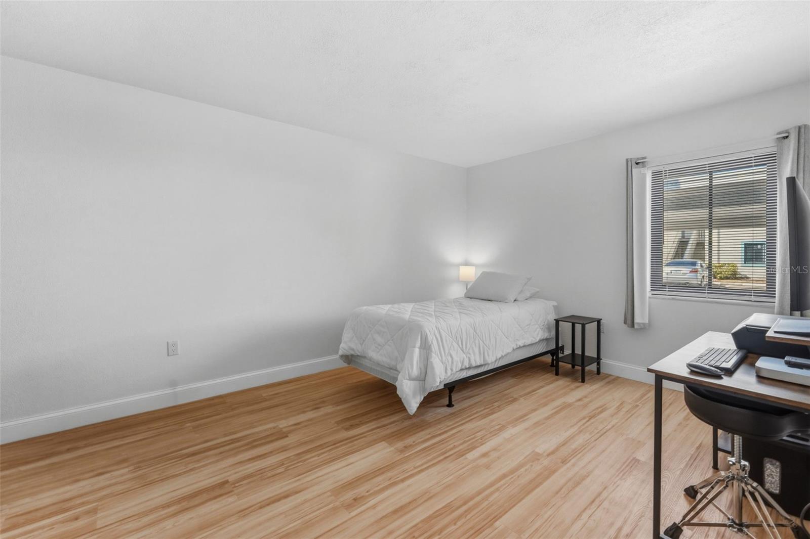 Image 16 of 24 For 11409 8th Street N 1503