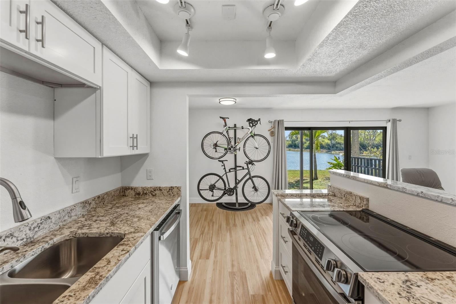 Image 6 of 24 For 11409 8th Street N 1503