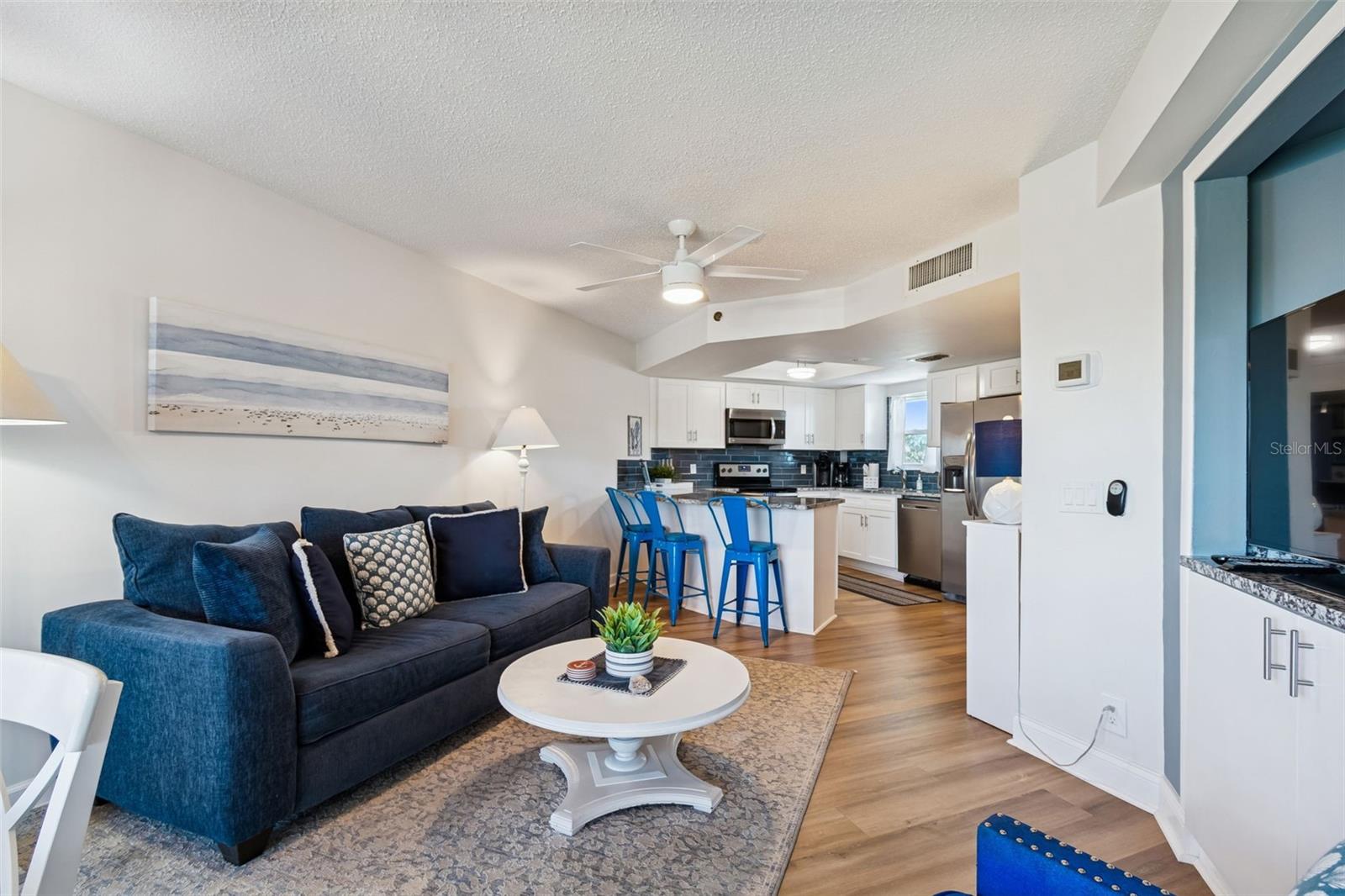 Image 10 of 33 For 4510 Gulf Boulevard 308