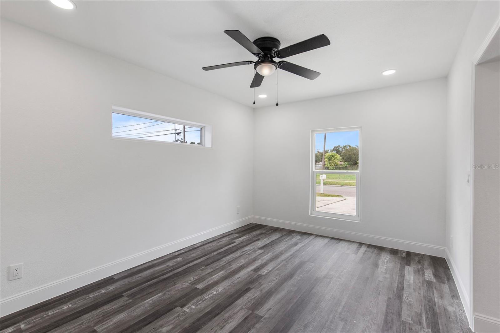 Image 4 of 15 For 2616 21st Avenue