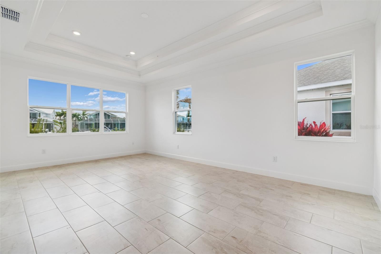 Image 21 of 64 For 958 Signet Drive