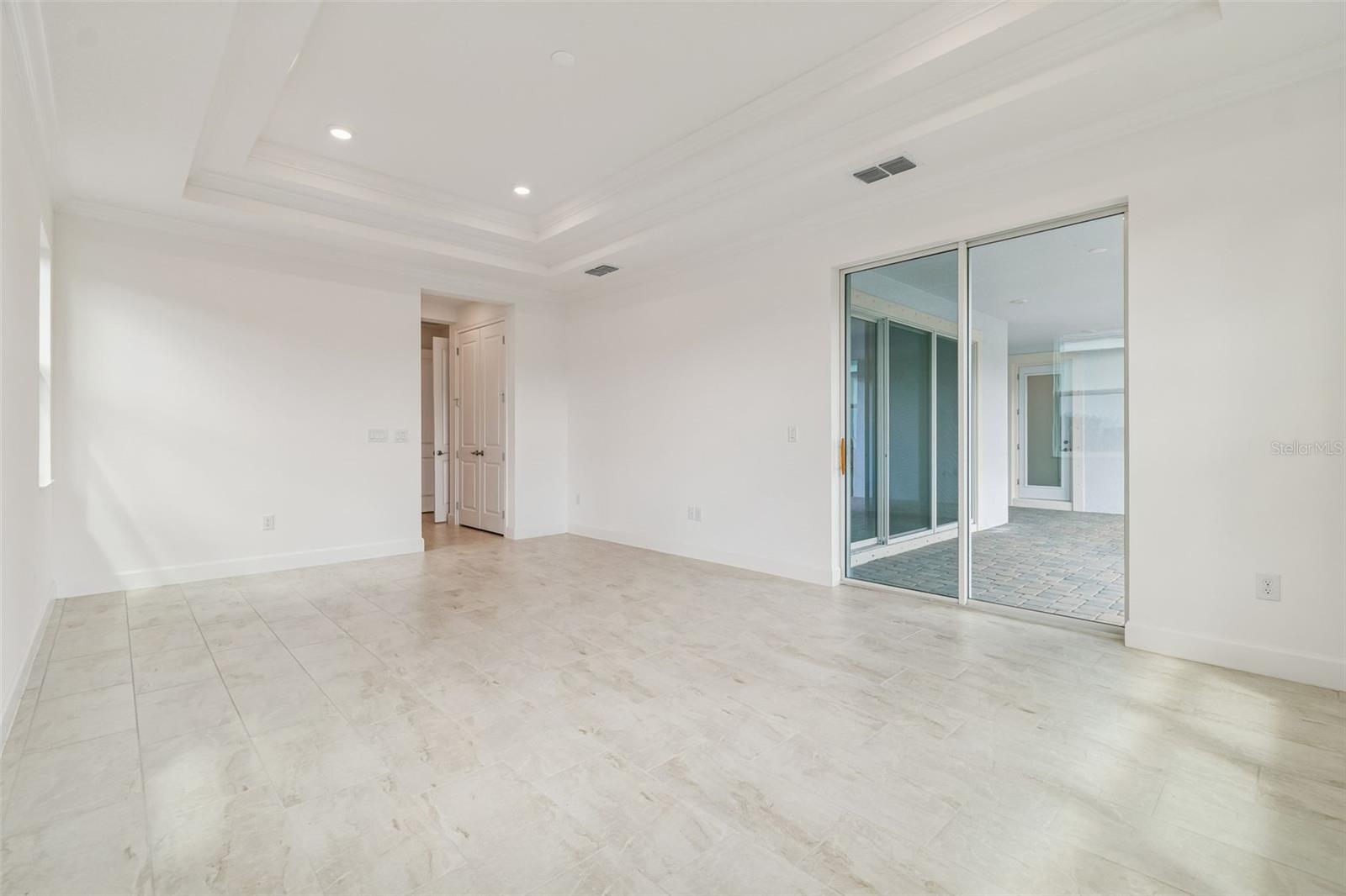 Image 23 of 64 For 958 Signet Drive