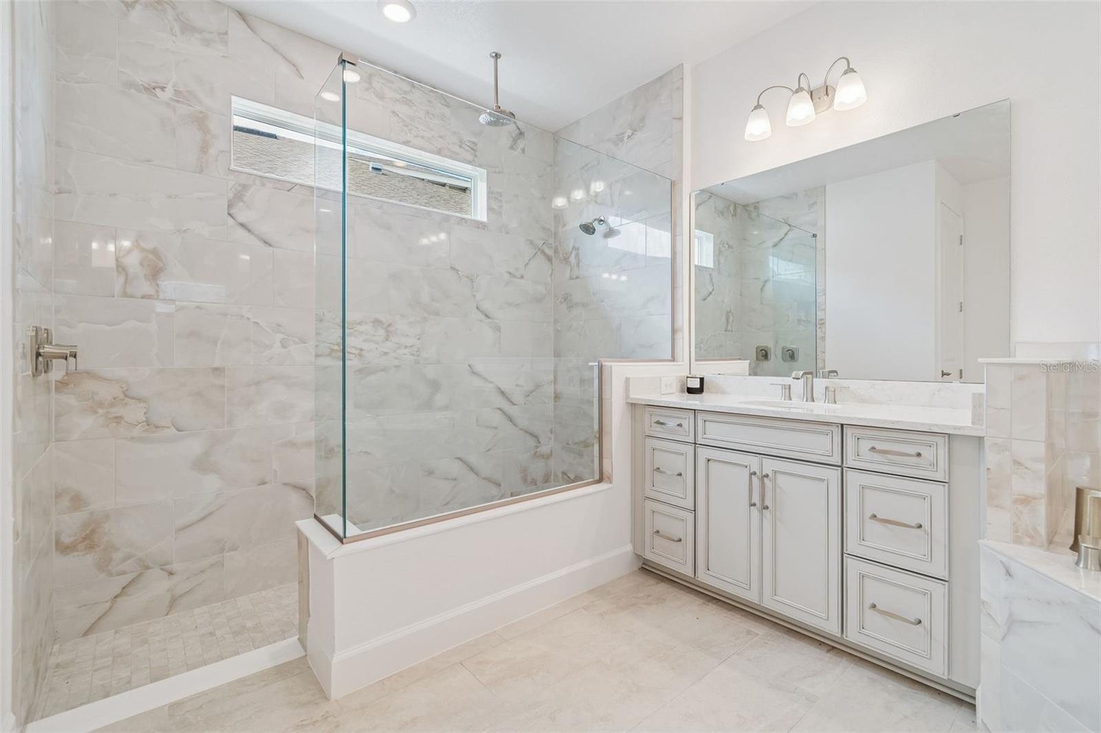 Image 27 of 64 For 958 Signet Drive