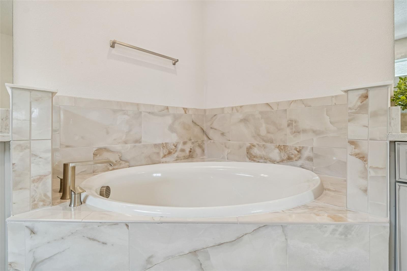 Image 29 of 64 For 958 Signet Drive