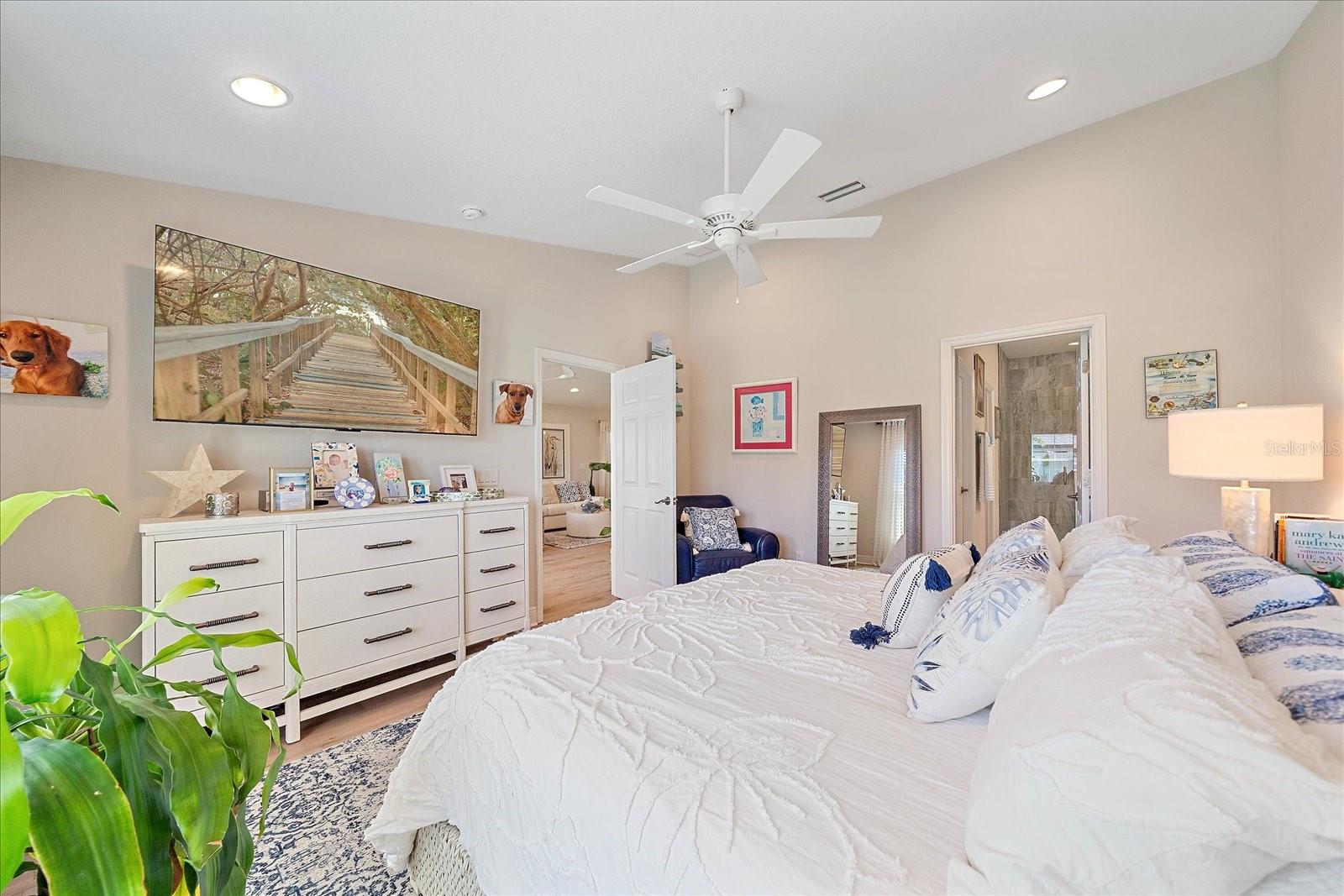 Image 17 of 27 For 12419 Oak Hill Way