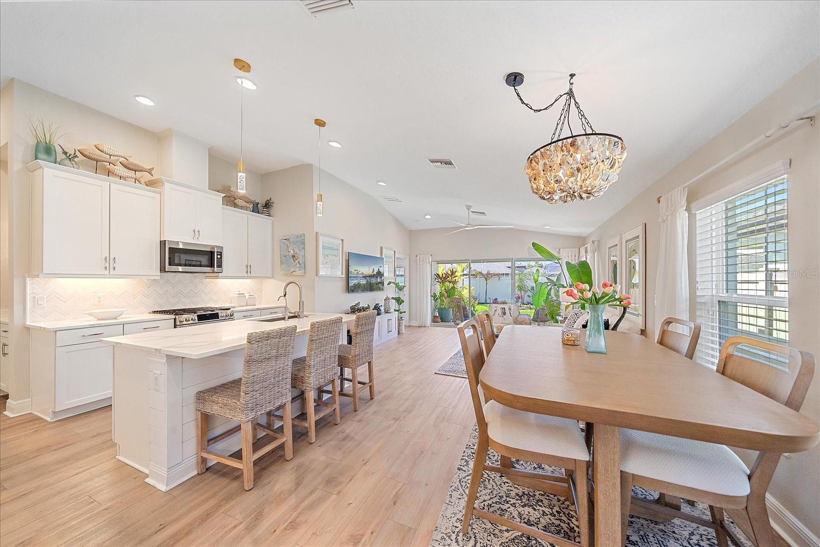 Image 3 of 27 For 12419 Oak Hill Way