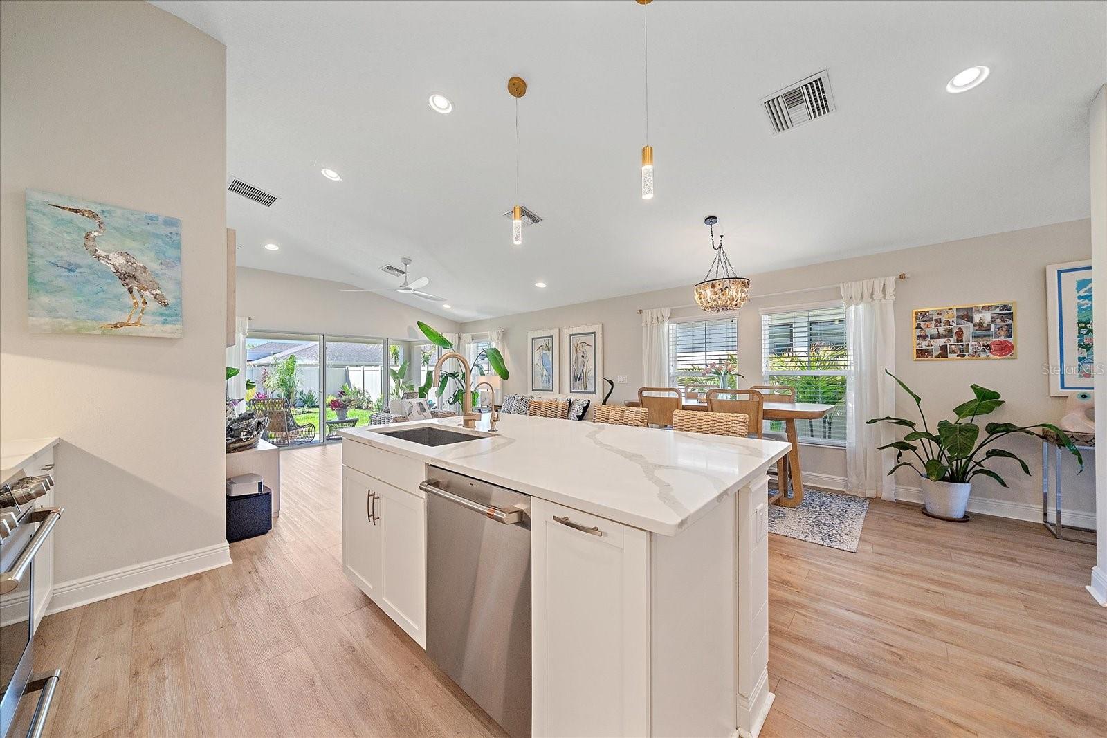 Image 9 of 27 For 12419 Oak Hill Way