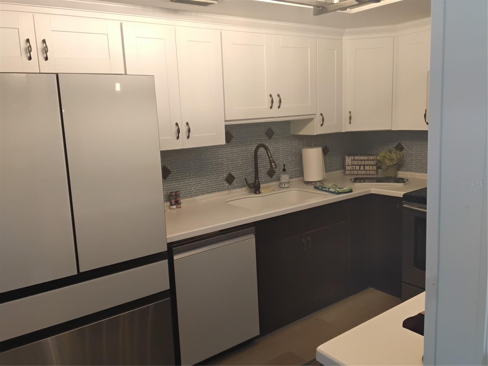 Image 21 of 54 For 7100 Sunshine Skyway Lane S 705