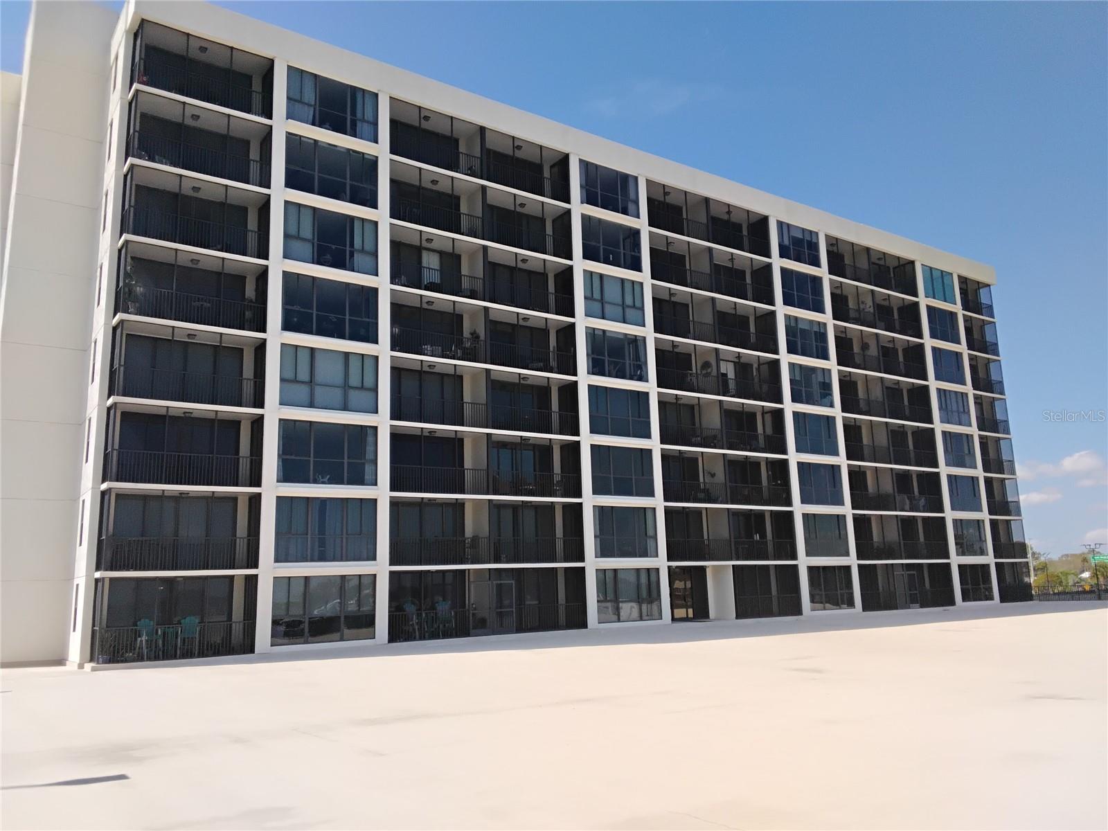 Image 5 of 54 For 7100 Sunshine Skyway Lane S 705