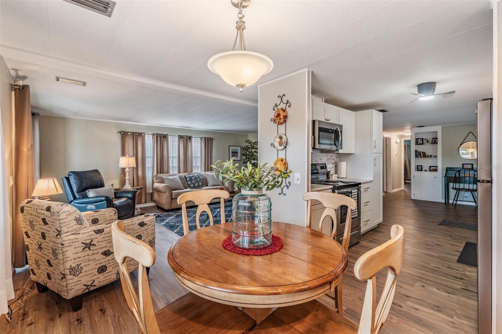 Image 16 of 38 For 257 Sago Palm Street