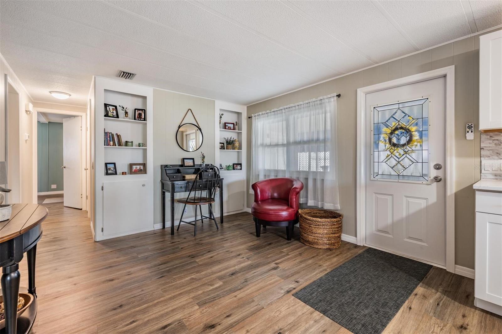 Image 7 of 38 For 257 Sago Palm Street