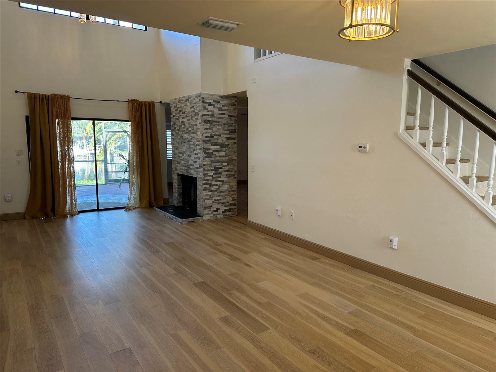 Image 14 of 39 For 10444 Saint Tropez Place