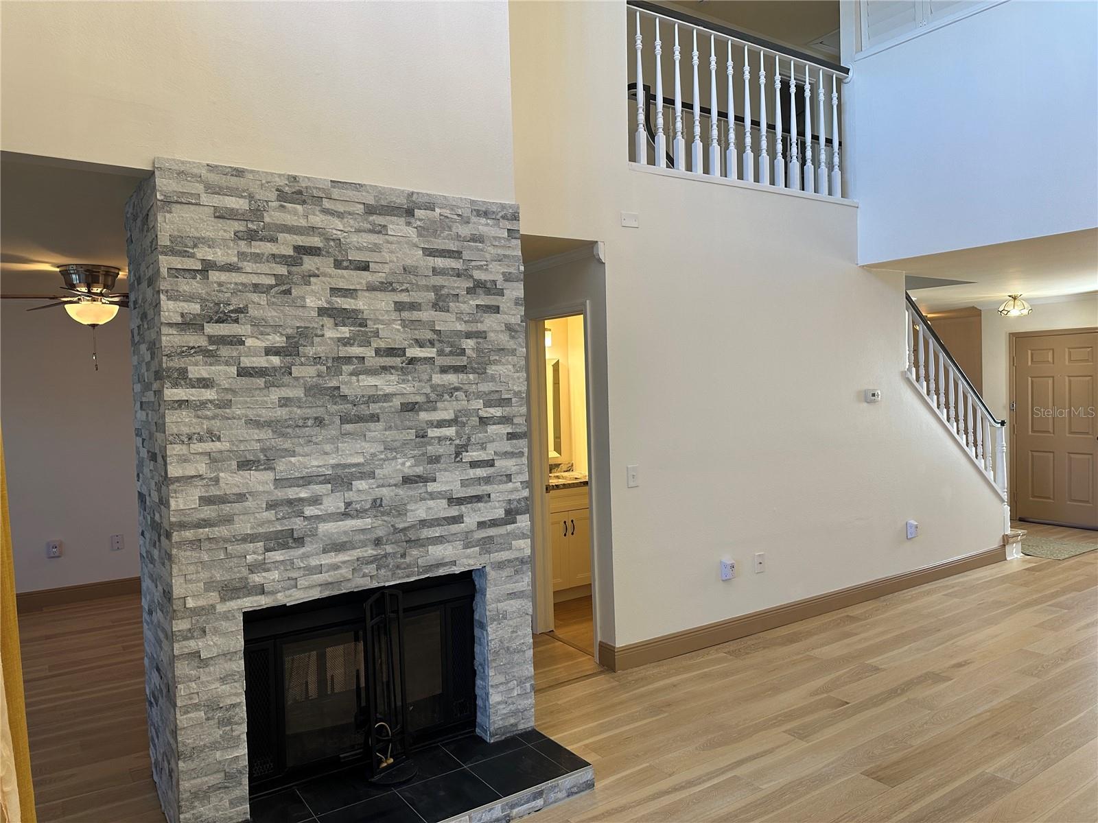 Image 15 of 39 For 10444 Saint Tropez Place