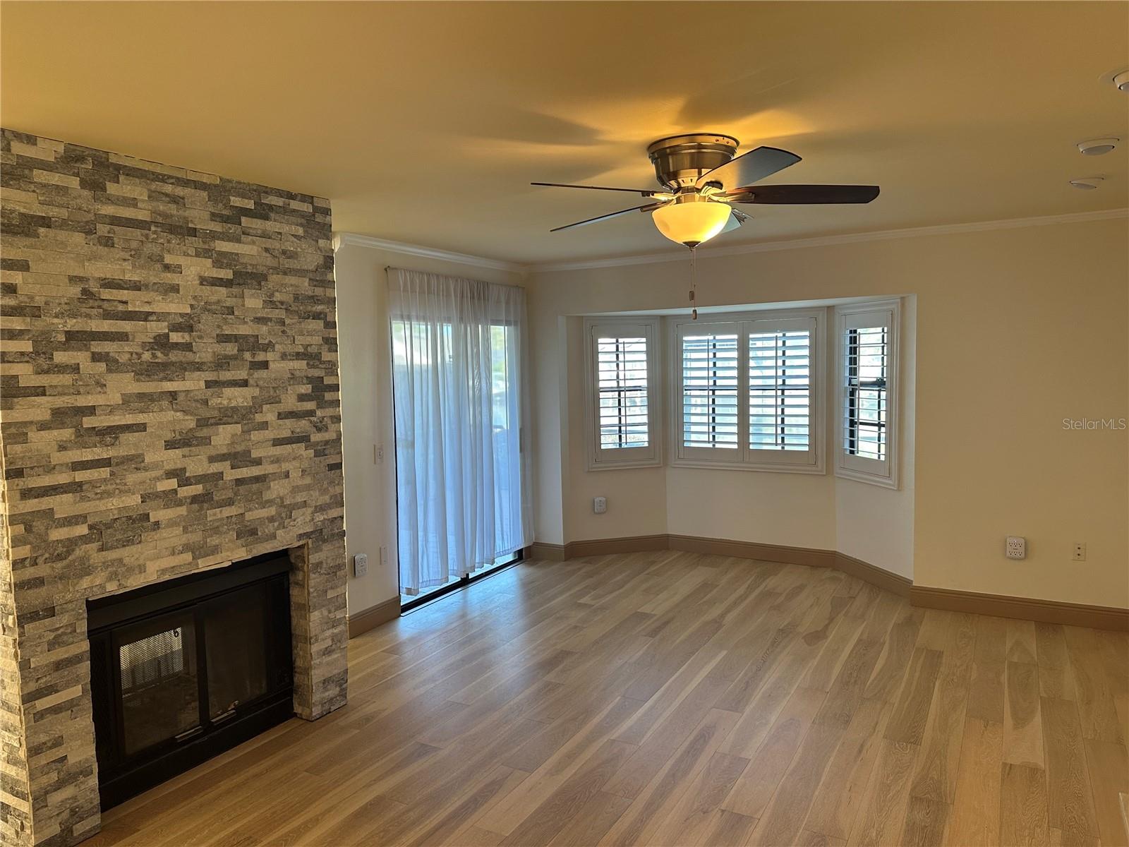 Image 19 of 39 For 10444 Saint Tropez Place