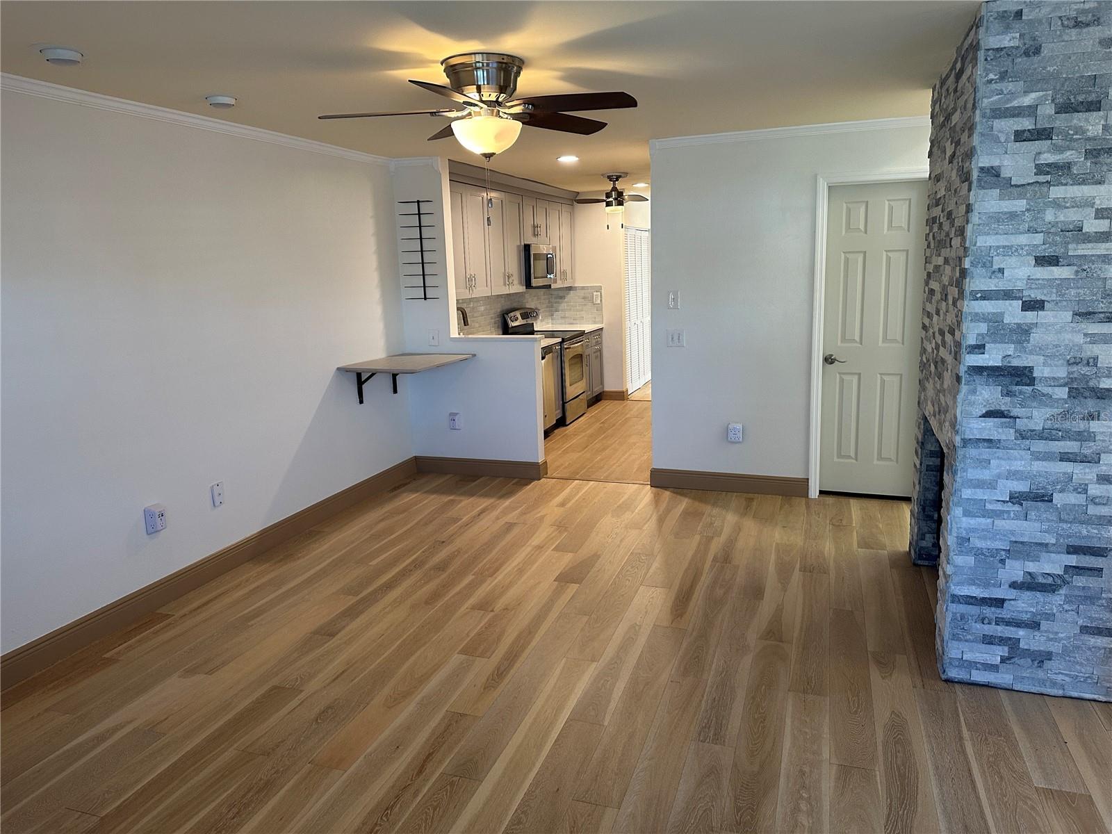 Image 21 of 39 For 10444 Saint Tropez Place