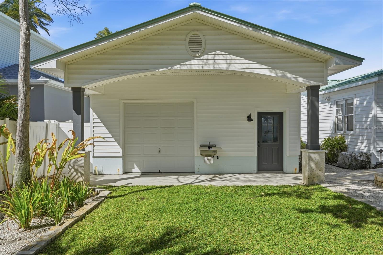 Image 51 of 74 For 759 Lantana Avenue