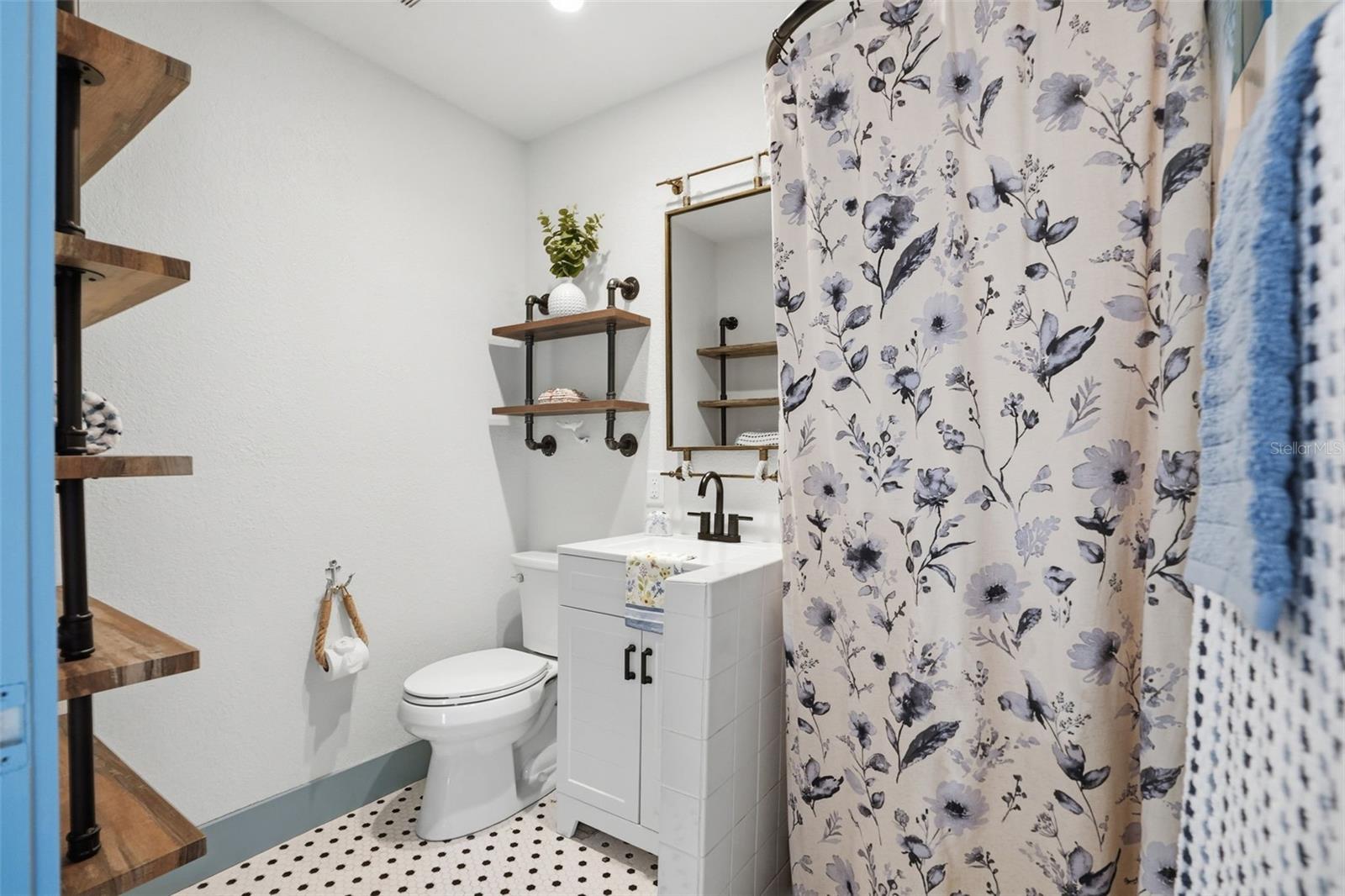 Image 57 of 74 For 759 Lantana Avenue