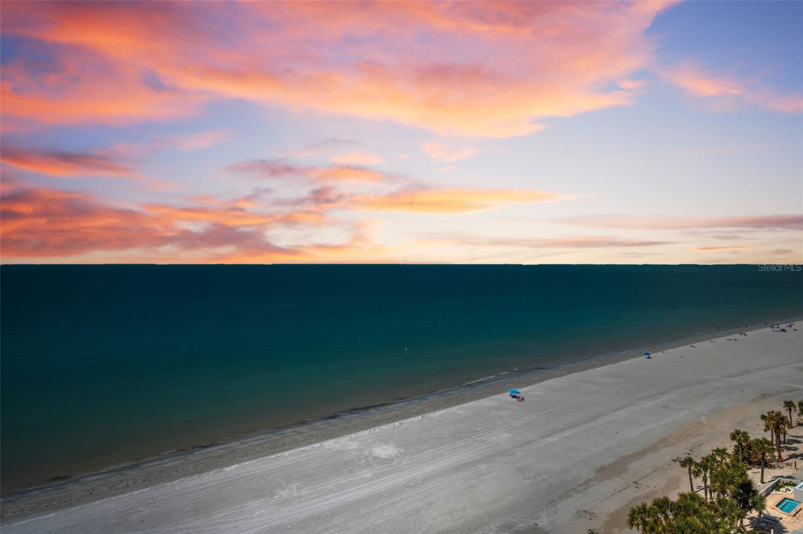 Image 26 of 100 For 1660 Gulf Boulevard Ph5